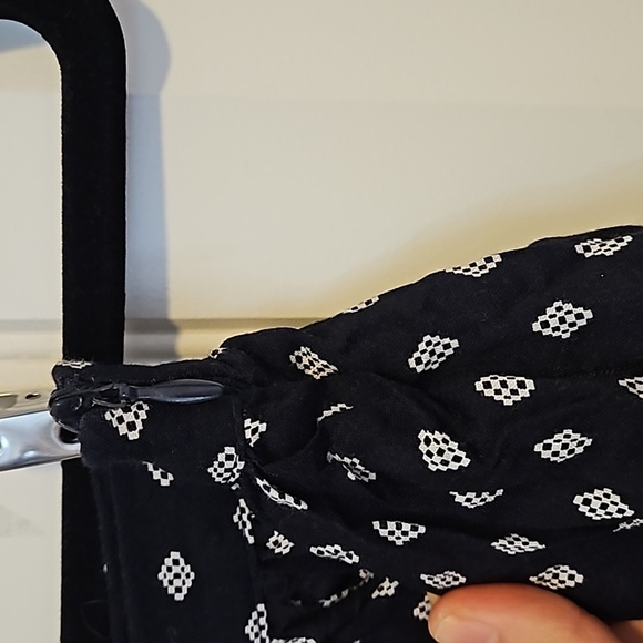 Navy Blue With Patern Flowy Mini Skirt Size S - Picture 5 of 8